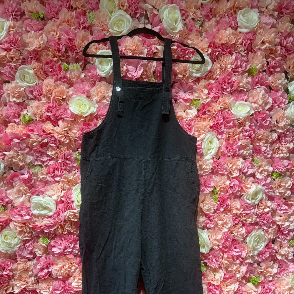 black thin denim crop jumper with pockets